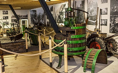 Agrigcultural machinery in the Moselland Museum in Ernst, Germany © Moselland Museum